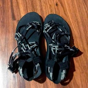 Women’s size •W9• Chaco
